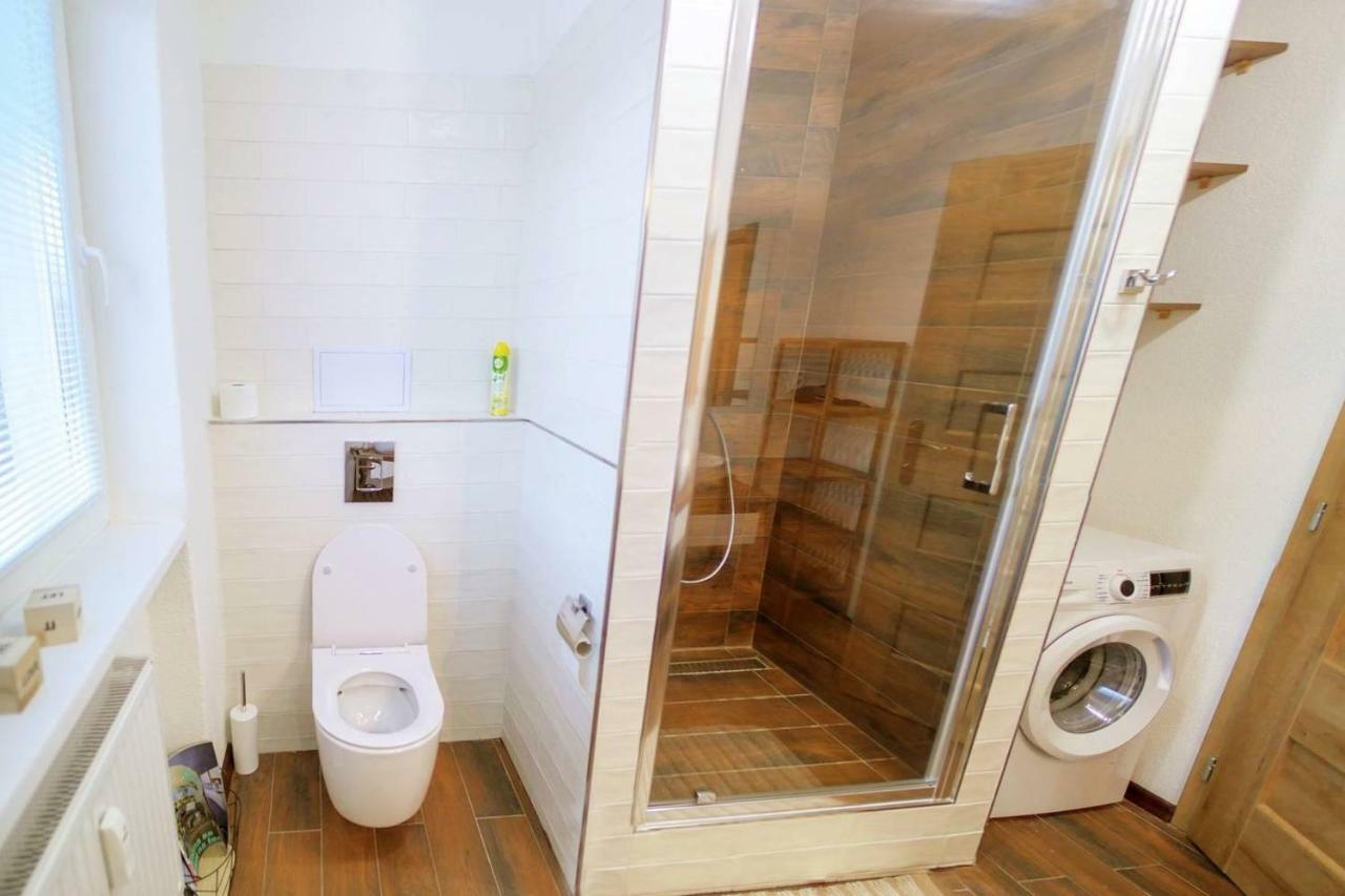 2 Bedroom Flat In The Heart Of Ліптовський Мікулаш Екстер'єр фото